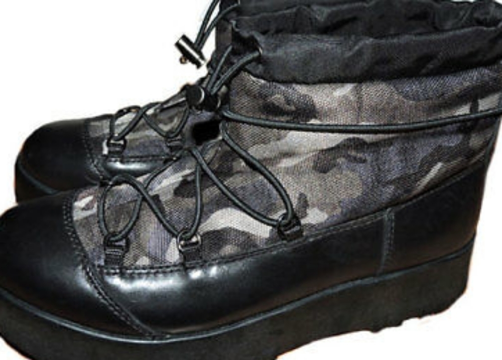 PRADA boots - Picture 4 of 9